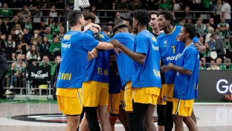 שחקני מכבי ת"א