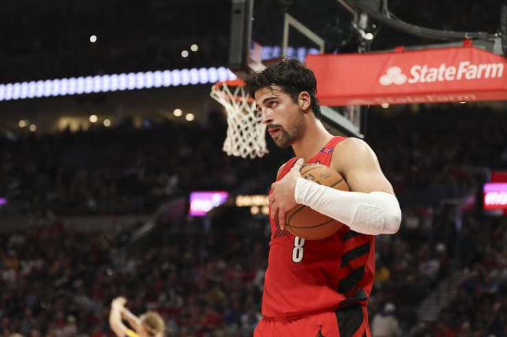 טעויות קורות. אבדיה (צילום: AP Photo/Amanda Loman) אבדיה