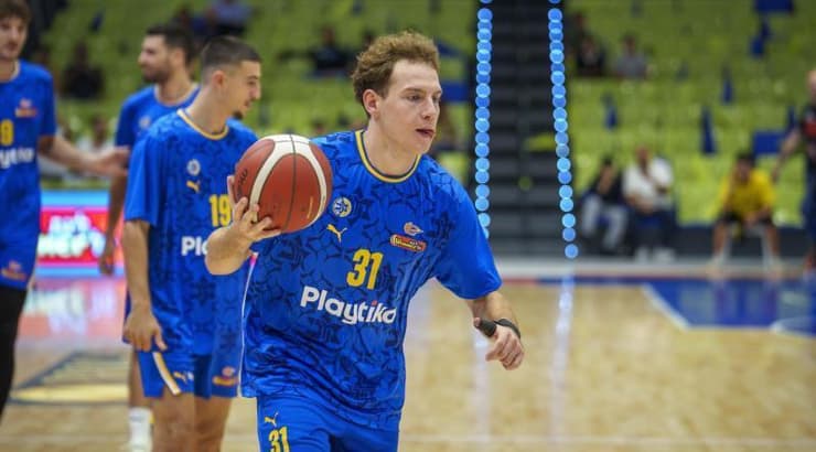 רוקאס יוקובאיטיס (רועי כפיר) רוקאס יוקובאיטיס