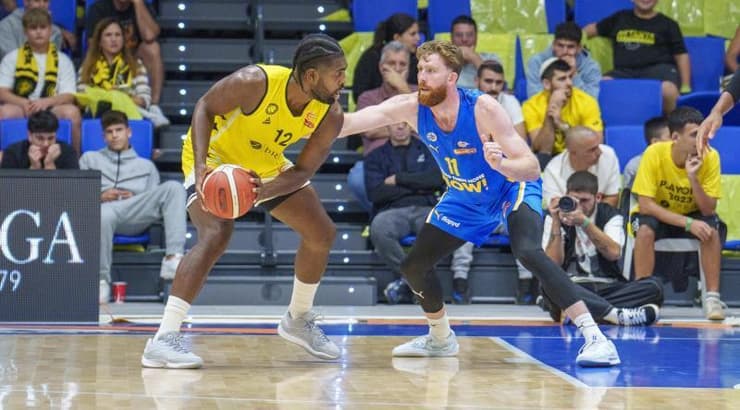 קודי ריילי מול וויל ריימן (רועי כפיר) קודי ריילי מול וויל ריימן