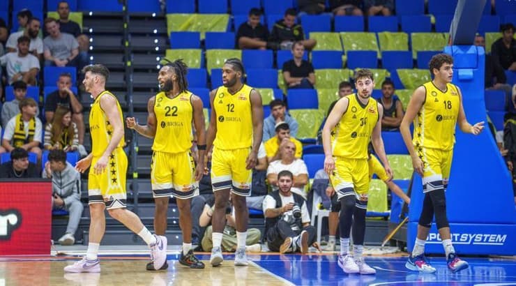 שחקני אליצור נתניה (רועי כפיר) שחקני אליצור נתניה