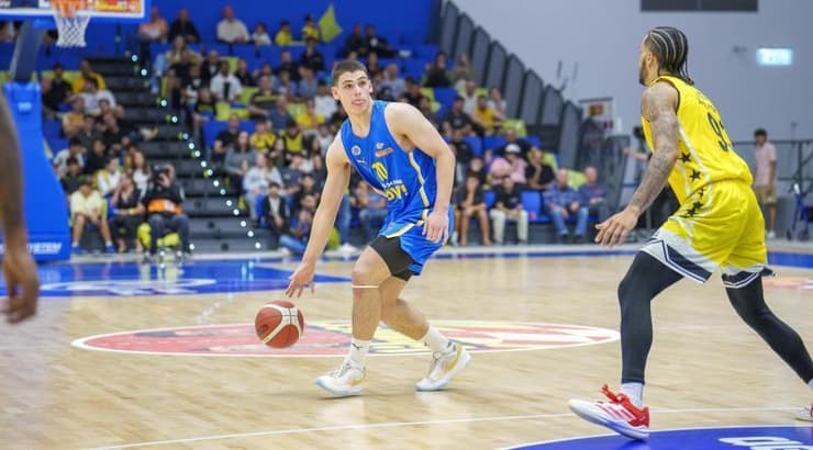 עומר מאייר (רועי כפיר) עומר מאייר