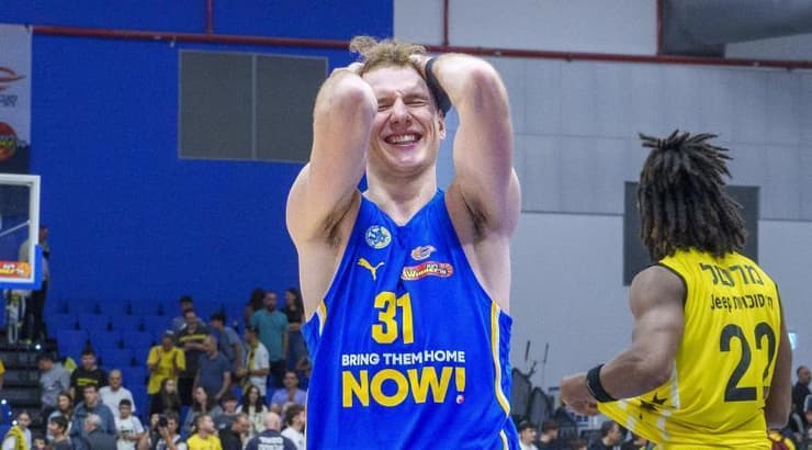 רוקאס יוקובאיטיס (רועי כפיר) רוקאס יוקובאיטיס