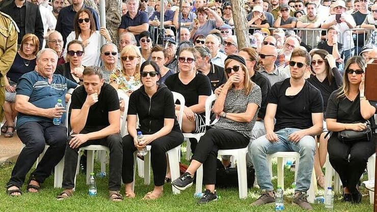 צילום: נחום סגל הלוויתו של סרן (במיל') עמית חיות ז"ל