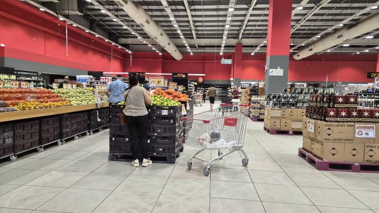 מעברים רחבים, יותר מהנהוג בסופרים בארץ