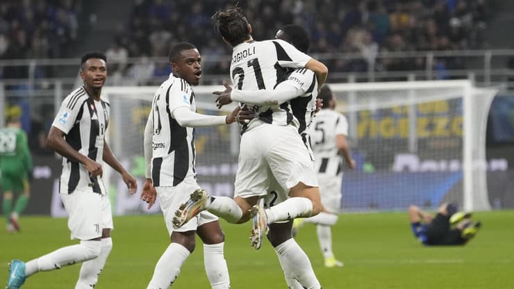 אבל יובנטוס הצליחה לחזור (צילום: AP Photo/Luca Bruno) שחקני יובנטוס
