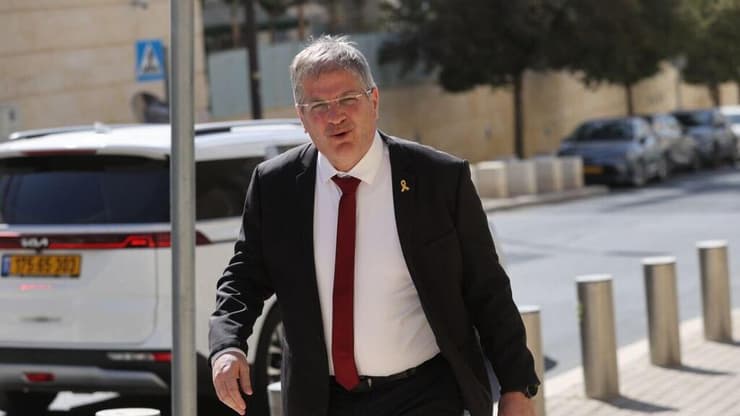   הח"כים מגיעים לישיבת הממשלה