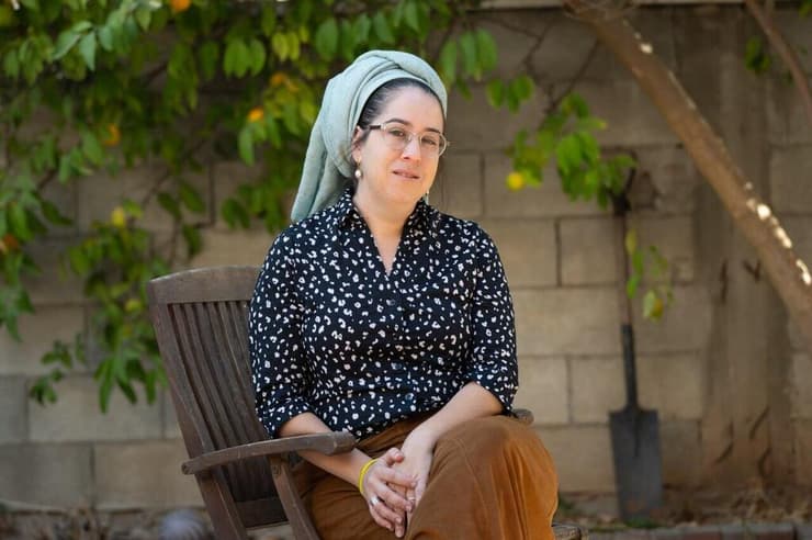 "הפכתי השנה לחד־הורית לארבעה ילדים". נעה מבורך