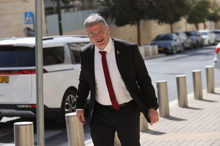   הח"כים מגיעים לישיבת הממשלה