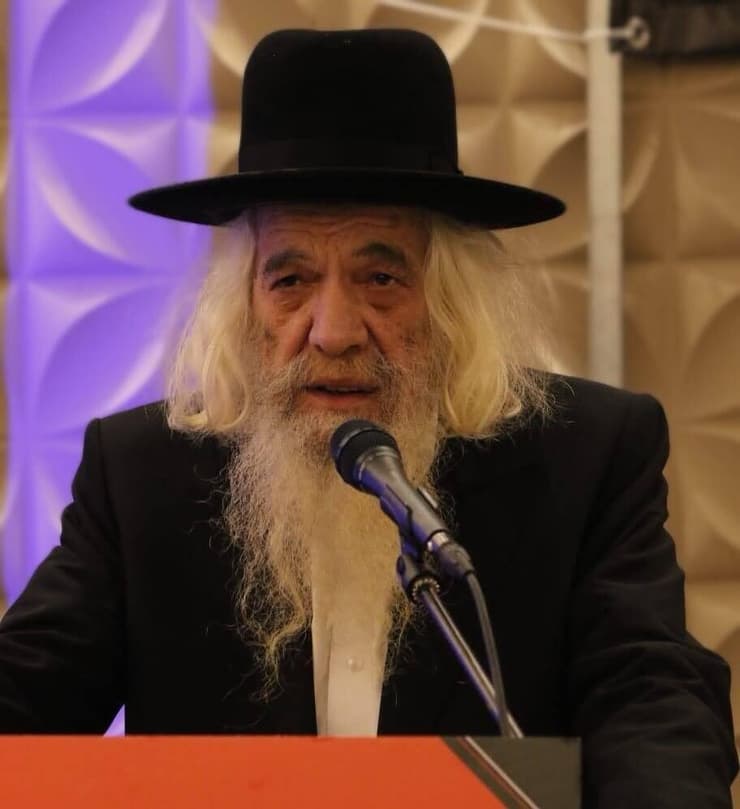  הרב אשר דויטש
