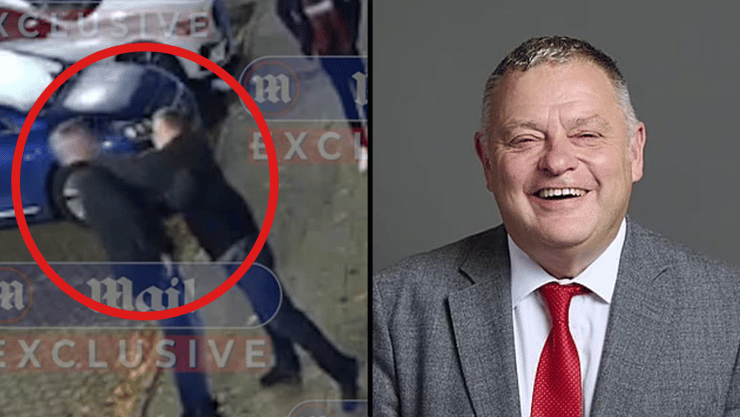 בריטניה חבר פרלמנט מייק אמסברי לייבור הושעה דפק מכות לאדם ברחוב