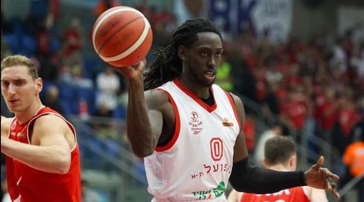 ג'ונתן מוטלי (שחר גרוס) ג'ונתן מוטלי