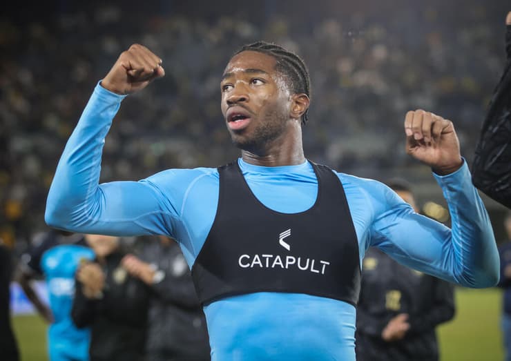 חילוף מנצח. קאני (צילום: עוז מועלם) שחקן בית"ר ירושלים סילבה קאני