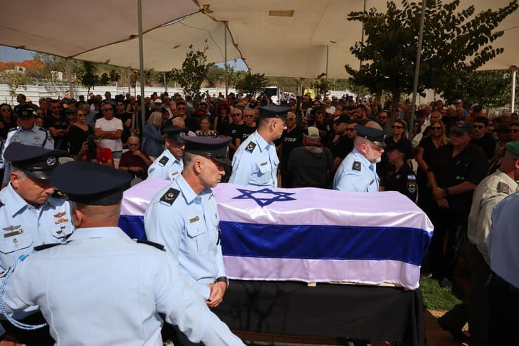 הלוויתו של יעקב טרנר ז"ל , המפכ״ל ה - 10 של משטרת ישראל וראש עיריית ב"ש לשעבר