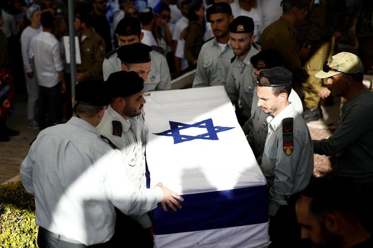 הלוויתו של רס"ן גיא יעקב נזרי ז"ל בחלקה הצבאית עתלית