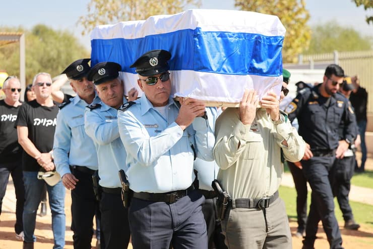 הלוויתו של יעקב טרנר ז"ל , המפכ״ל ה - 10 של משטרת ישראל וראש עיריית ב"ש לשעבר