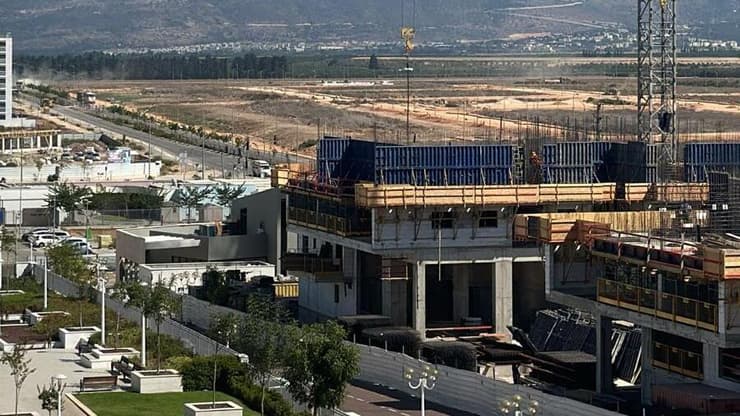 בנייה חדשה בנהריה בשכונת אריאל שרון