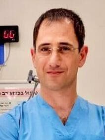 ד"ר גל פחיס, מנהל המחלקה לרפואה דחופה, המרכז הרפואי שמיר