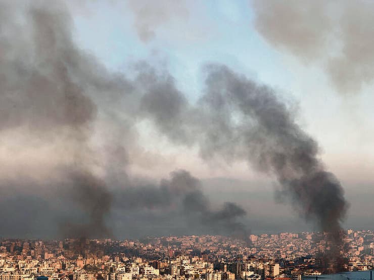 “כשאני מפעילה אש, אני מנצלת את כל מה שיש". תקיפה בביירות | צילום: אנואר אמרו, אי־אף־פי yk14132433
