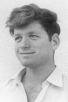 דוד של לירן גלעדי סמל ראשון איתן-צבי פלונסקי ז״ל