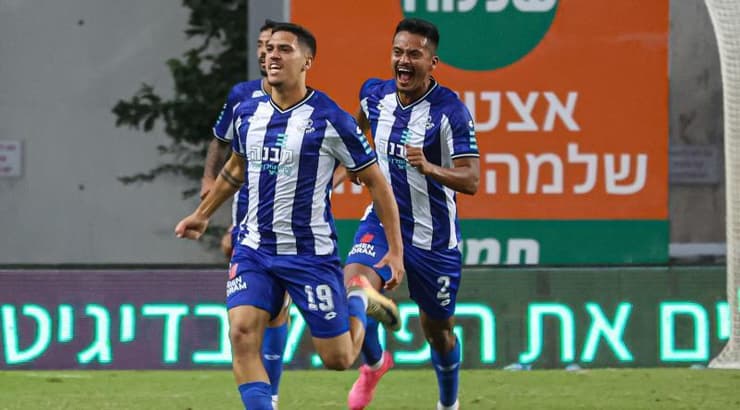 נועם שחר חוגג