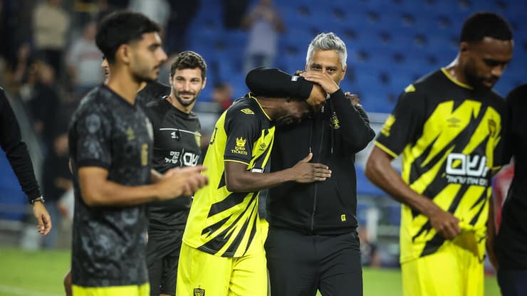 בית"ר תמשיך במומנטום? ברק יצחקי (צילום: עוז מועלם) מאמן בית"ר ירושלים ברק יצחקי חוגג