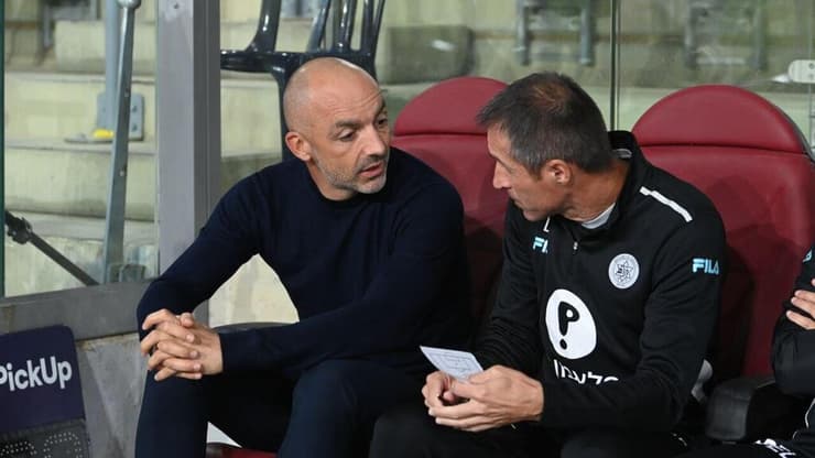 מאמן מכבי ת"א ז'רקו לאזטיץ' (צילום: הרצל יוסף) מאמן מכבי ת"א ז'רקו לאזטיץ'