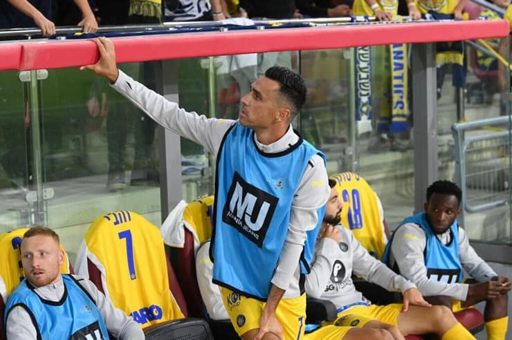 שחקן מכבי ת"א ערן זהבי