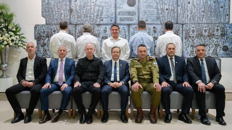 פרס ביטחון ישראל הוענק לצוותים של משרד הביטחון, צה"ל, המוסד, השב"כ והתעשיות הביטחוניות על פרויקטים טכנולוגיים שהשפיעו על הישגי צה"ל במלחמת חרבות ברזל