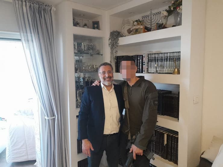 גבריאל משכיל ובנו החייל 