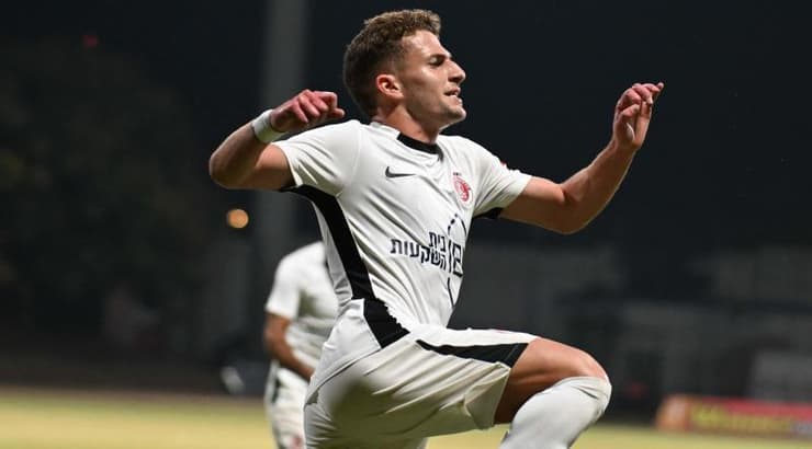 רוי קורין חוגג (ראובן שוורץ) רוי קורין חוגג