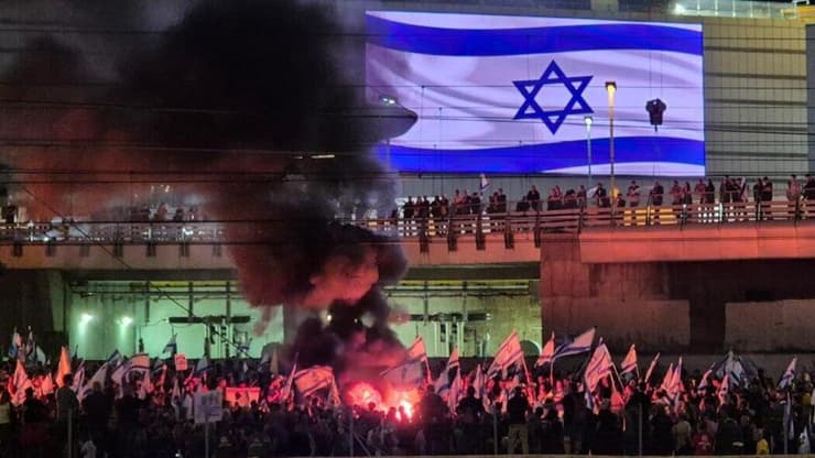 הפגנה באיילון נגד פיטוריו של יואב גלנט