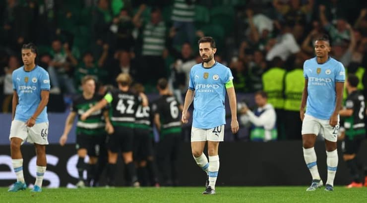 שחקני מנצ'סטר סיטי מאוכזבים