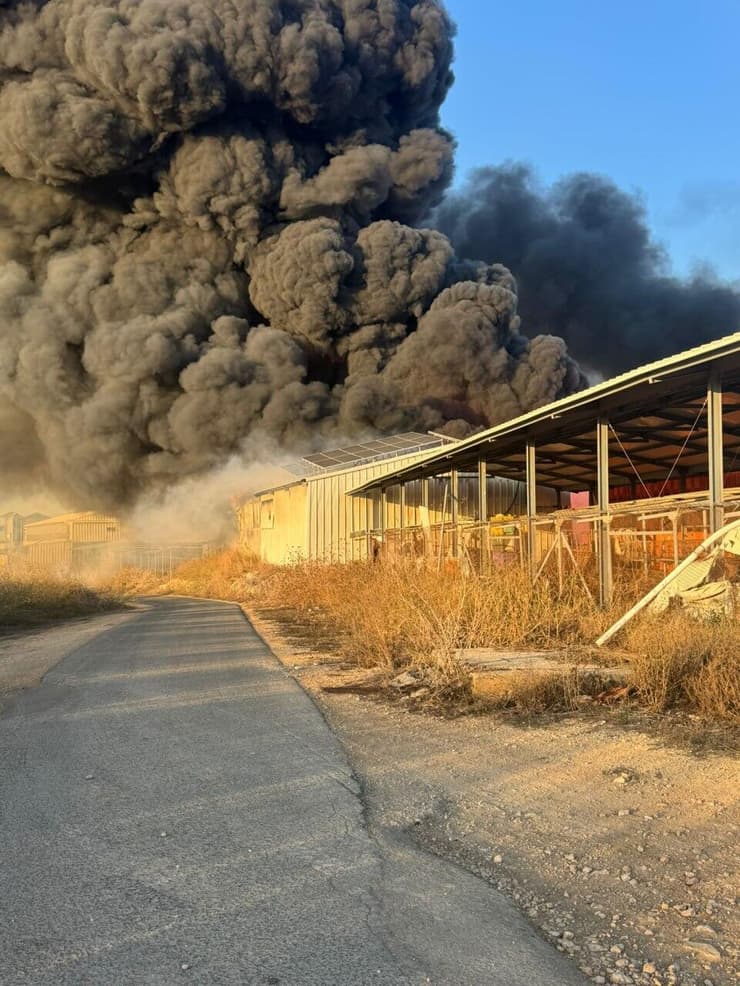 פגיעת רקטה במושב אביבים בעקבות מטח רקטות מלבנון