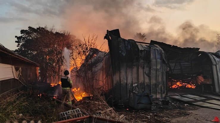 פגיעת רקטה במושב אביבים בעקבות מטח רקטות מלבנון