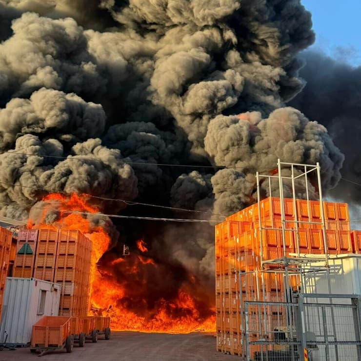 פגיעת רקטה במושב אביבים בעקבות מטח רקטות מלבנון