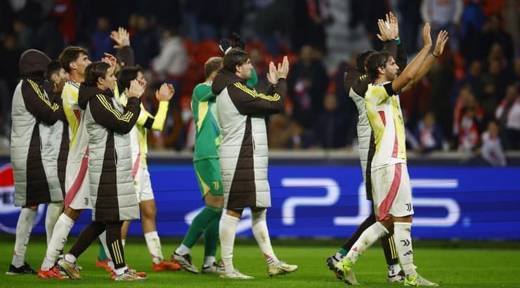 שחקני יובנטוס מודים לקהל