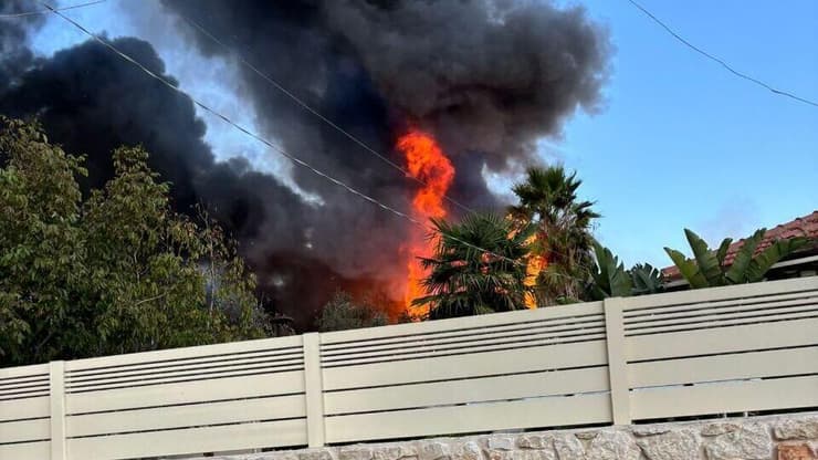 פגיעת רקטה במושב אביבים בעקבות מטח רקטות מלבנון