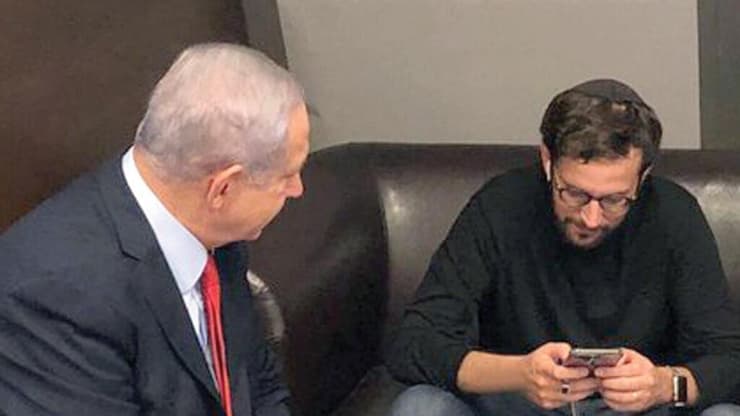 טופז לוק (מימין) ויונתן אוריך עם ראש הממשלה בנימין נתניהו