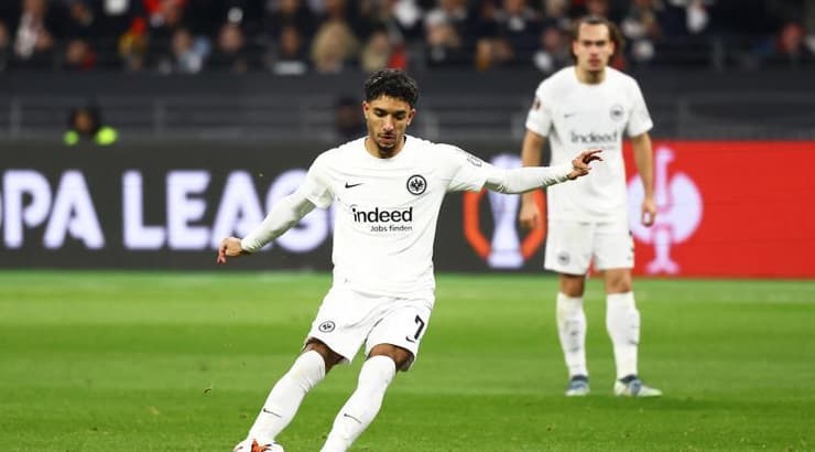 עומאר מארמוש בועט