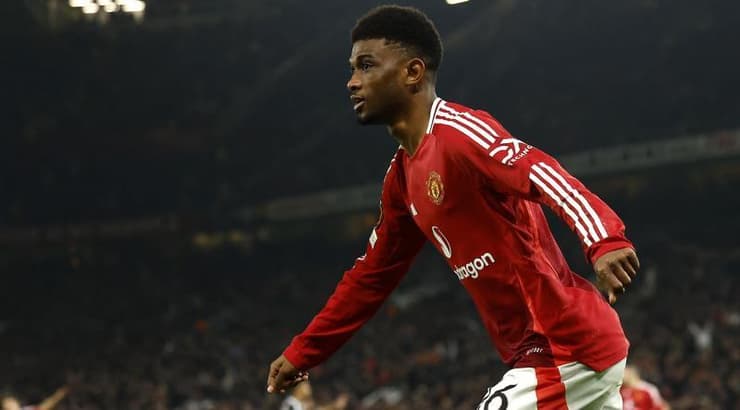 אמאד דיאלו חוגג