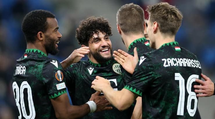 שחקני פרנצווארוש חוגגים את השער השלישי של ברנבס וארגה