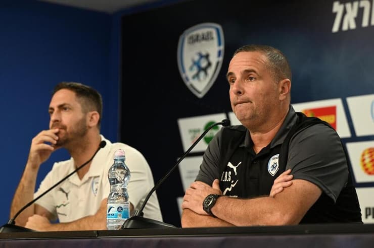 מאמן נבחרת ישראל רן בן שמעון