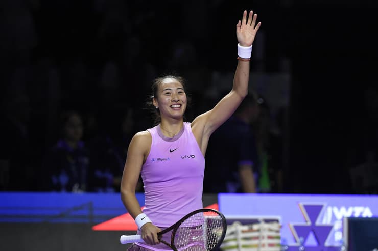 הסינית השנייה בגמר של הטורניר היוקרתי. צ'ינוון ז'נג ((AP Phot) הטניסאית הסינית צ'ינוון ז'נג