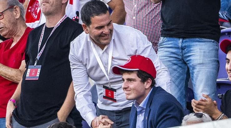 אדמונד ומואיז ספרא מאושרים