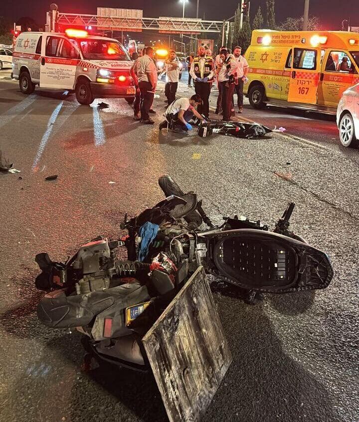 רוכב אופנוע נהרג מפגיעת רכב במחלף הכפר הירוק