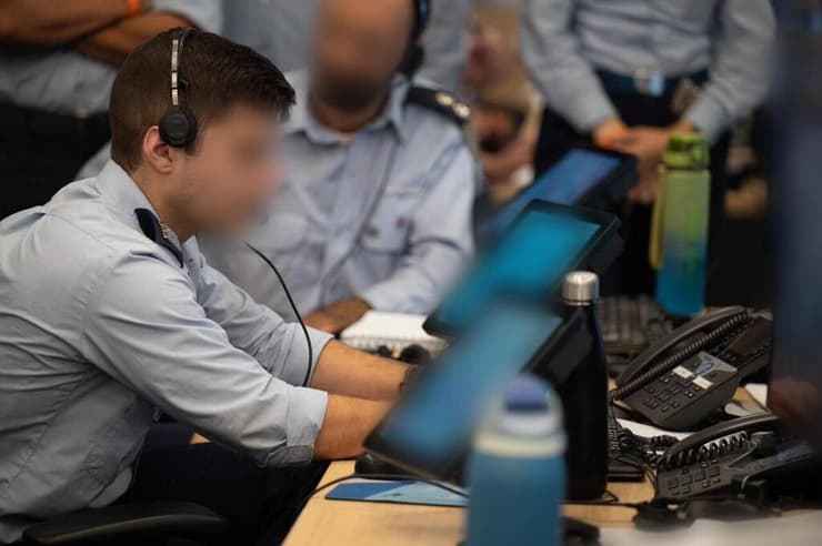 תמונות בלעדיות של רגעי התקיפה באיראן בבור חיה"א 