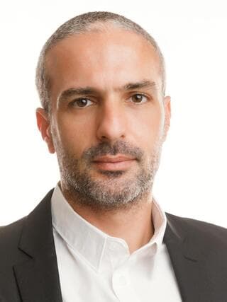 עו"ד גיא שוסט (יעל אלעד) עו"ד גיא שוסט