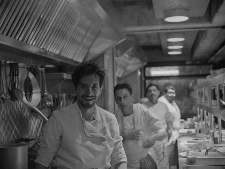 עבודת בימוי לא אחידה. מתוך "לה קוצ'ינה" (צילום: באדיבות קולנוע לב) מתוך "לה קוצ'ינה"