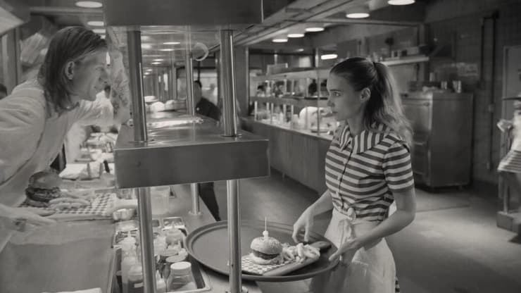 מתוך "לה קוצ'ינה" (צילום: באדיבות קולנוע לב) מתוך "לה קוצ'ינה"